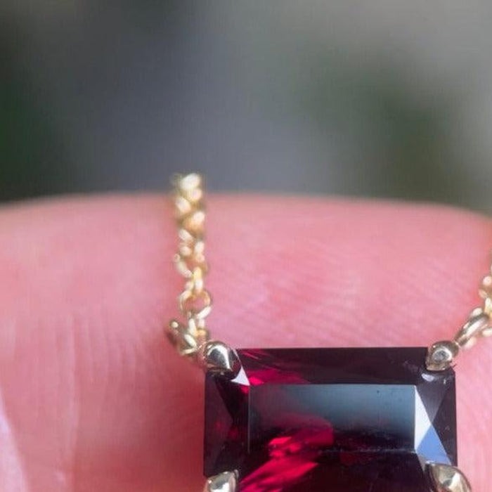 CEREMONY XV GARNET
