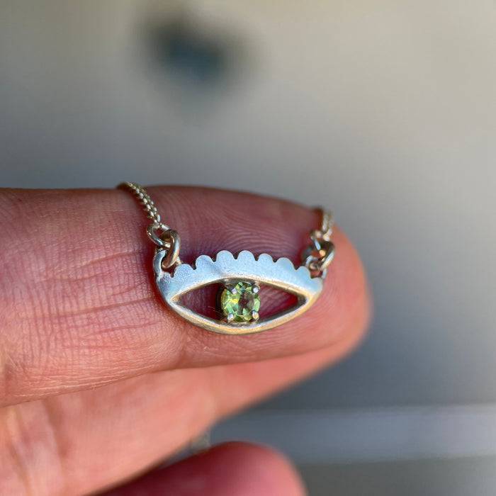 MAGIC EYE III PERIDOT