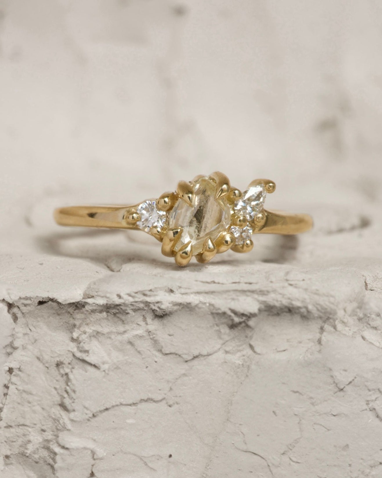GLISSADE V DIAMOND-Rings-Corkysaintclair Melbourne