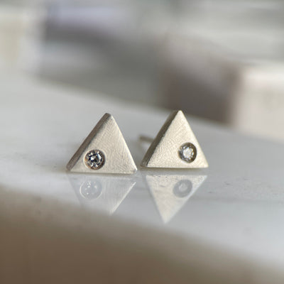 PYRAMID I DIAMOND
