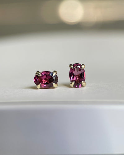 ASTRIEL XII RHODOLITE GARNET