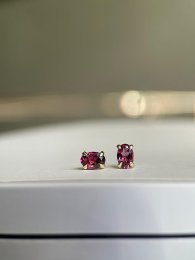 ASTRIEL XII RHODOLITE GARNET