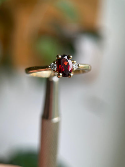 LAKE SAINT CLAIR IV GARNET-Rings-Corkysaintclair Melbourne