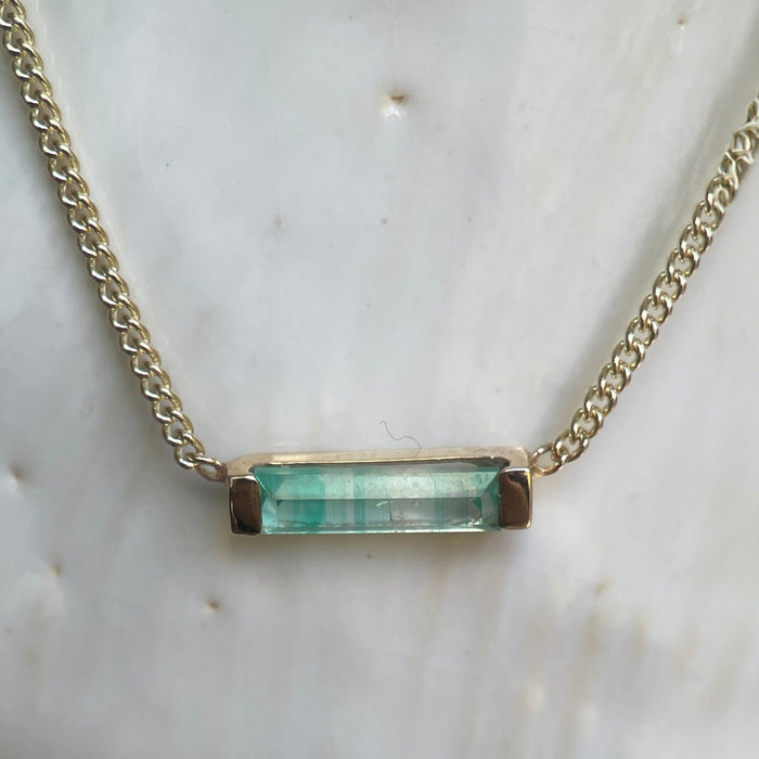 LUCIUS III EMERALD