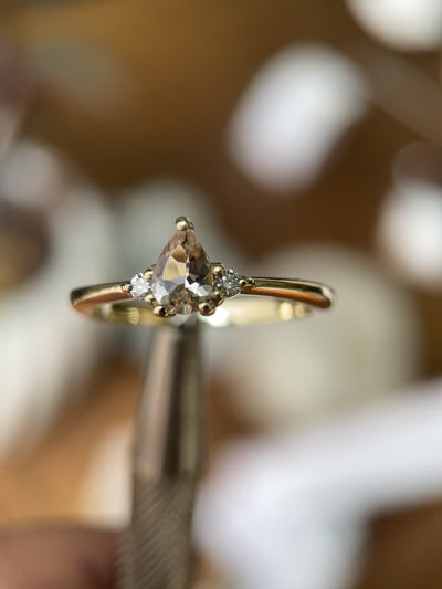 GHOST KISSES II MORGANITE