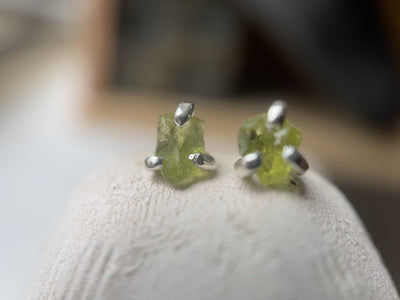 ROUGH PERIDOT STUDS
